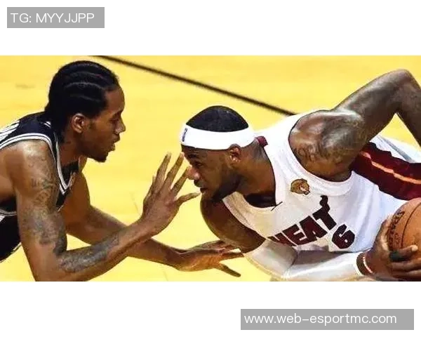 当今球员技术提升但缺乏强硬风格阿泰谈乔科时代的肉搏对抗