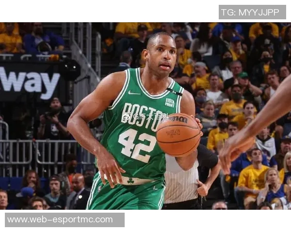 迈克尔波特火力全开22投13中三分5记独揽31分8篮板3助攻表现惊艳 迈克尔波特火力全开22投13中三分5记独揽31分8篮板3助攻表现惊艳